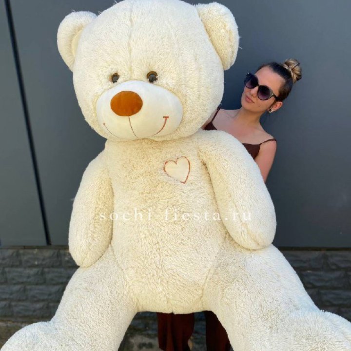 Белый плюшевый мишка большой в Комсомольске-на-Амуре