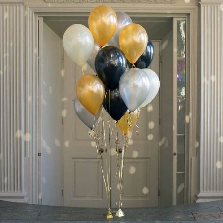 Фонтан шаров "Фаерворк" в Комсомольске-на-Амуре