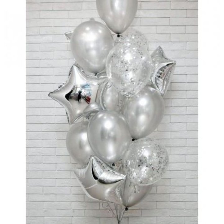 Фонтан шаров "Сильвер мун" в Комсомольске-на-Амуре