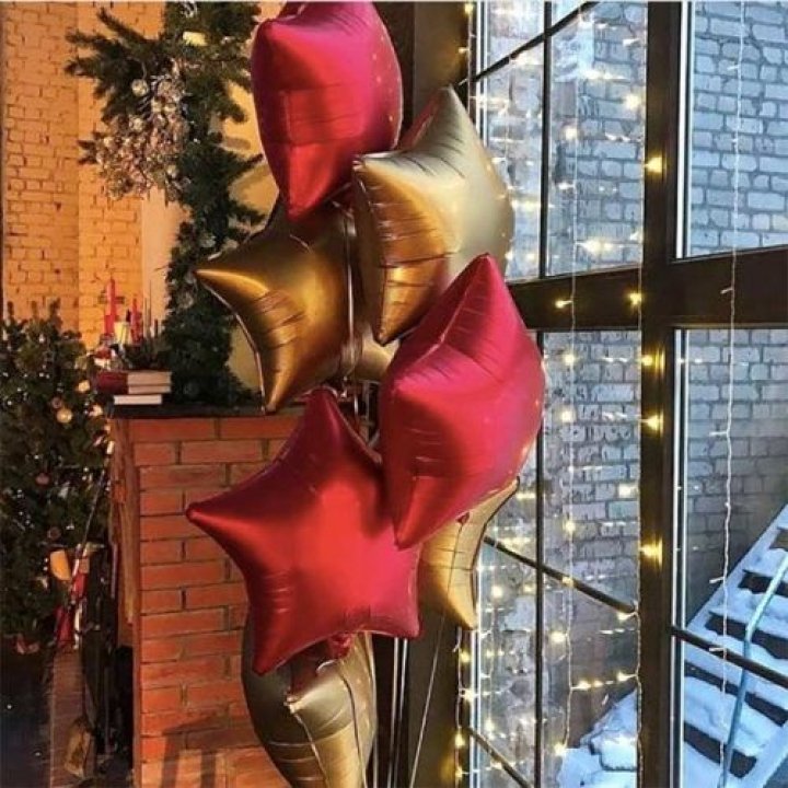 Фонтан шаров "Старлидж" в Комсомольске-на-Амуре