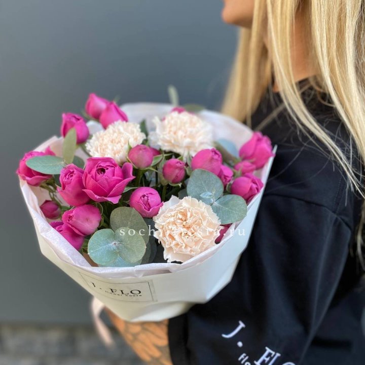 Букет с мисти бабблс №2 в Комсомольске-на-Амуре