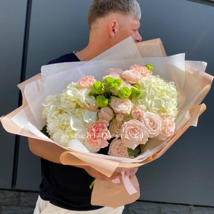 Авторский букет "Нежный крем" в Комсомольске-на-Амуре