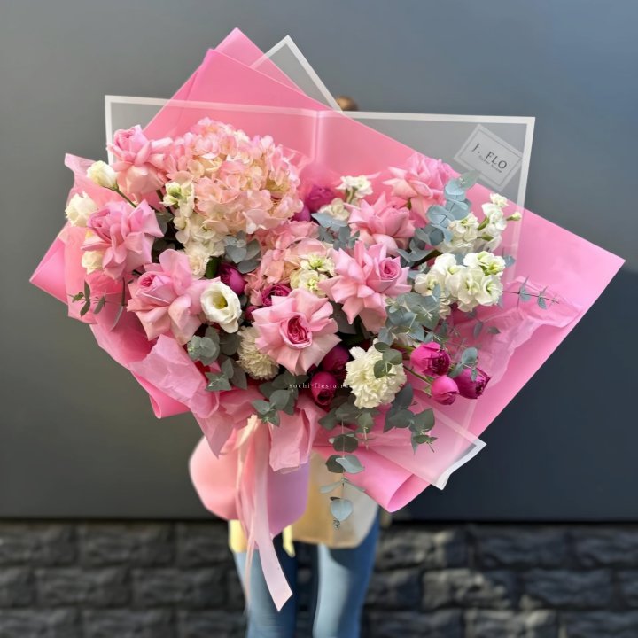 Дизайнерский букет №25 в Комсомольске-на-Амуре