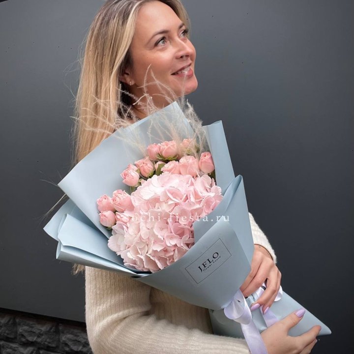 Гортензия  "Жасмин" в Комсомольске-на-Амуре