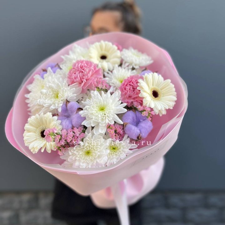 Букет цветов "Пинк спринг" в Комсомольске-на-Амуре