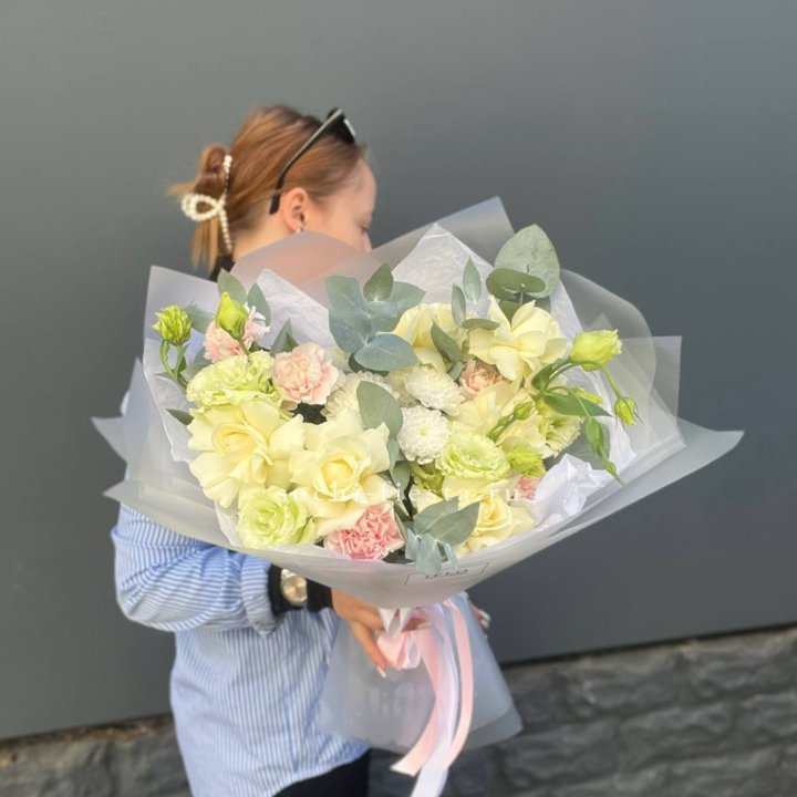  Букет  "Тонкая луна" в Комсомольске-на-Амуре