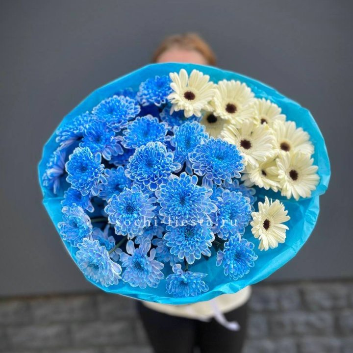 Букет хризантем и гербер в Комсомольске-на-Амуре