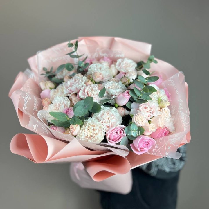  Букет  "Любовь в её глазах" в Комсомольске-на-Амуре