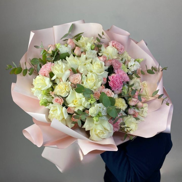 Букет "Джулия" с доставкой в Комсомольске-на-Амуре