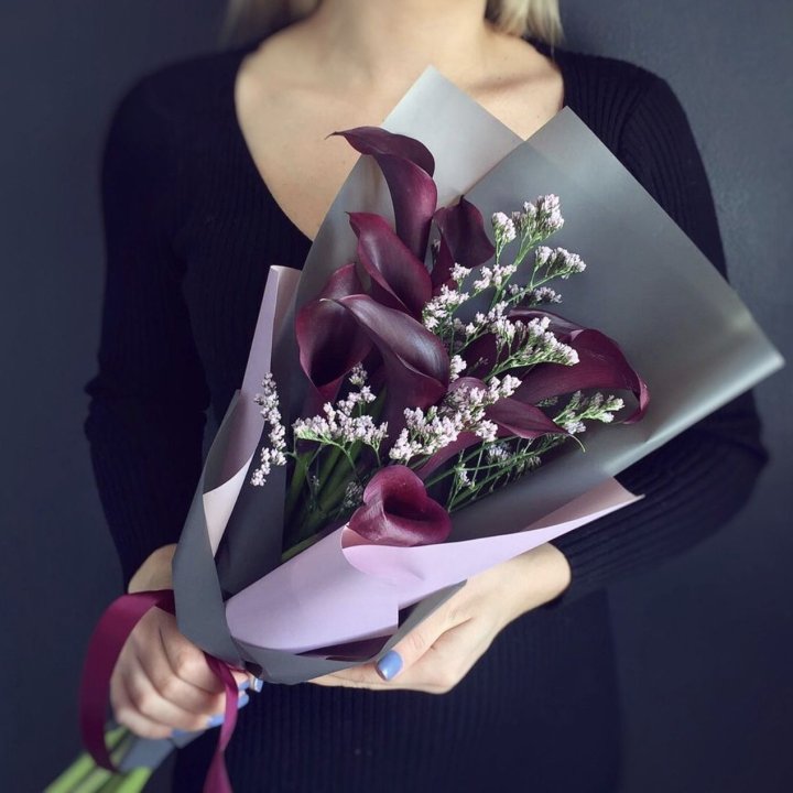 Букет фиолетовых калл в Комсомольске-на-Амуре