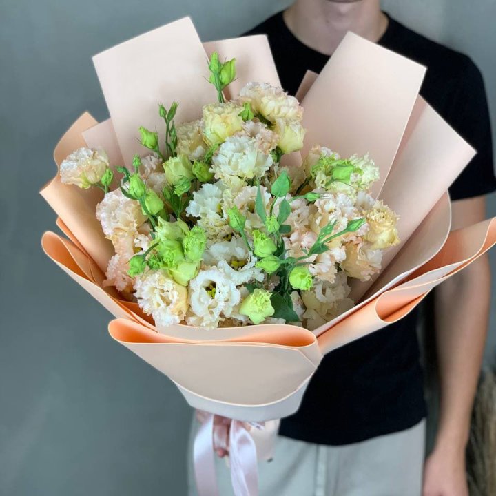 Букет эустом "Крем" в Комсомольске-на-Амуре