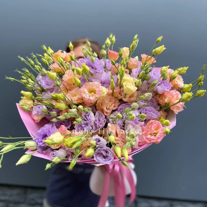 Букет эустом №2  в Комсомольске-на-Амуре
