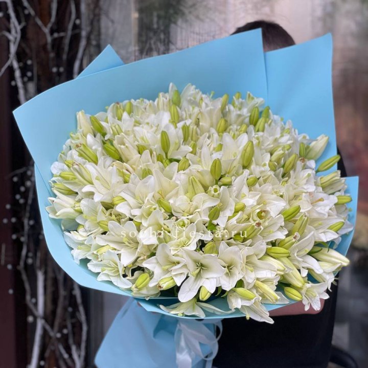 51 лилия в оформлении в Комсомольске-на-Амуре