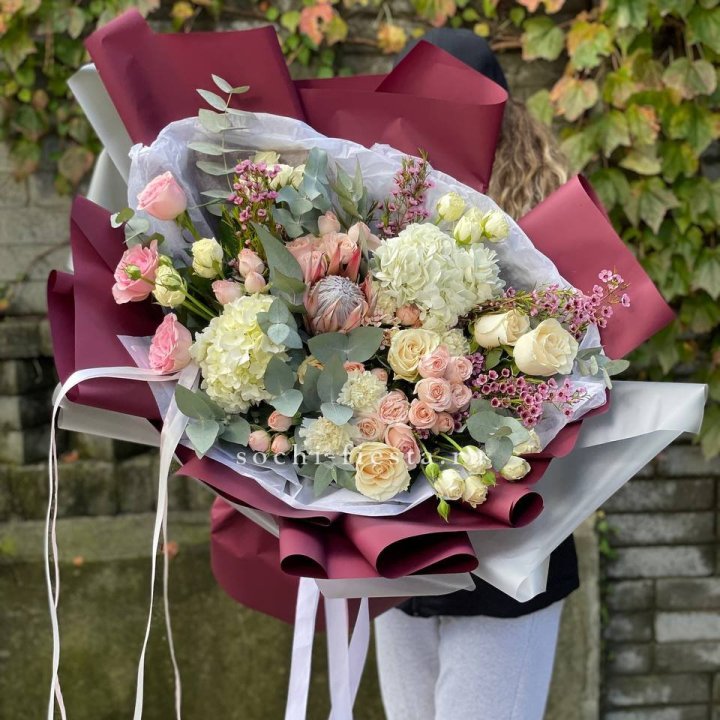 Авторский букет с протеей №1 в Комсомольске-на-Амуре