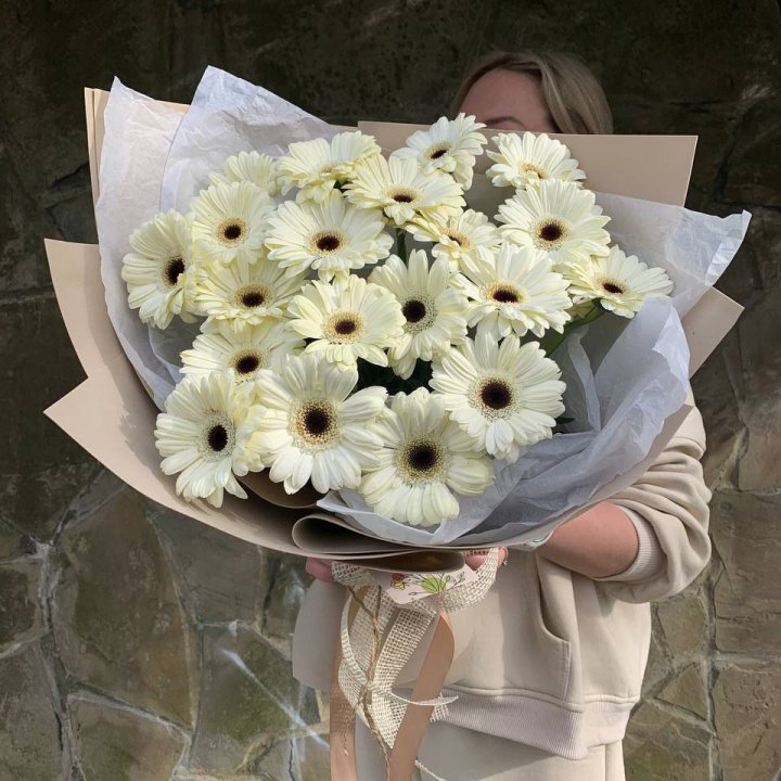 Букет голландских гербер "Шейн"" в Комсомольске-на-Амуре