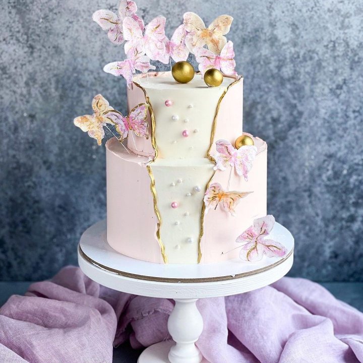 Торт "Бабочки в животе" в Комсомольске-на-Амуре