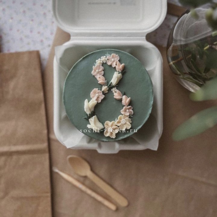 Бенто-торт "8 марта" green  в Комсомольске-на-Амуре