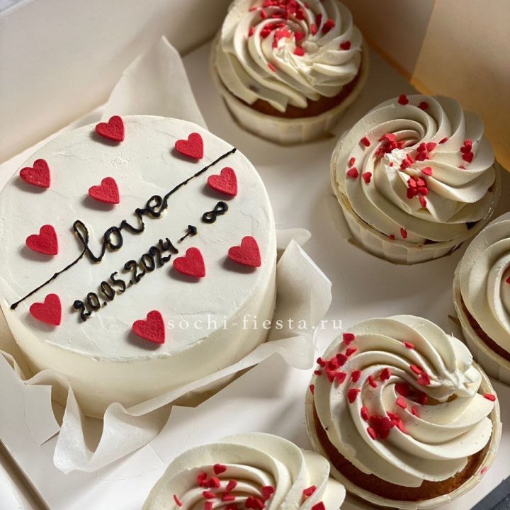 Капкейки и бенто-торт "Любимые" в Комсомольске-на-Амуре