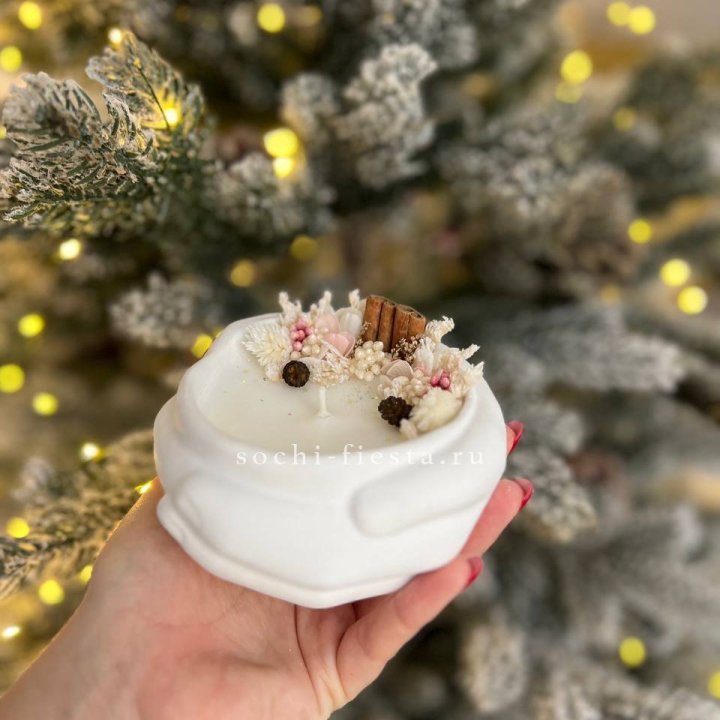 Свеча ароматическая в гипсе Руки с корицей в Комсомольске-на-Амуре