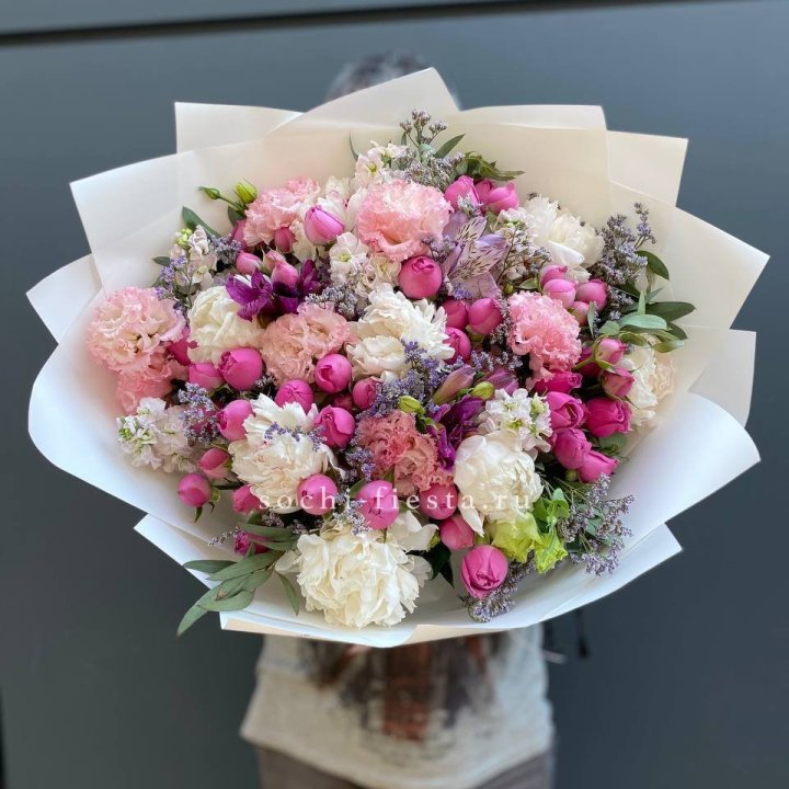 Дизайнерский букет №10 в Комсомольске-на-Амуре