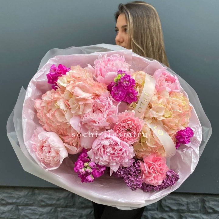  Букет "Фловер пионс" в Комсомольске-на-Амуре