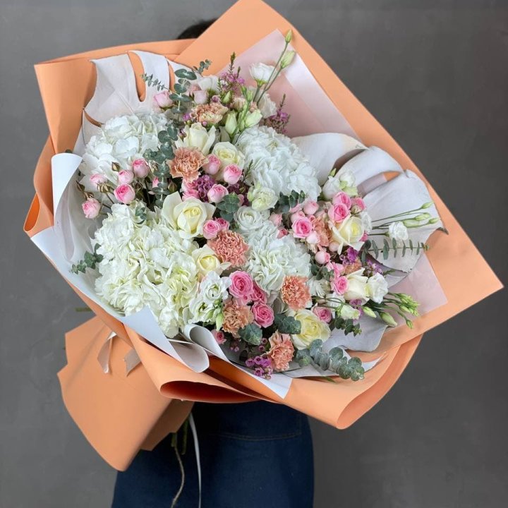 Макси-букет кремовый в Комсомольске-на-Амуре