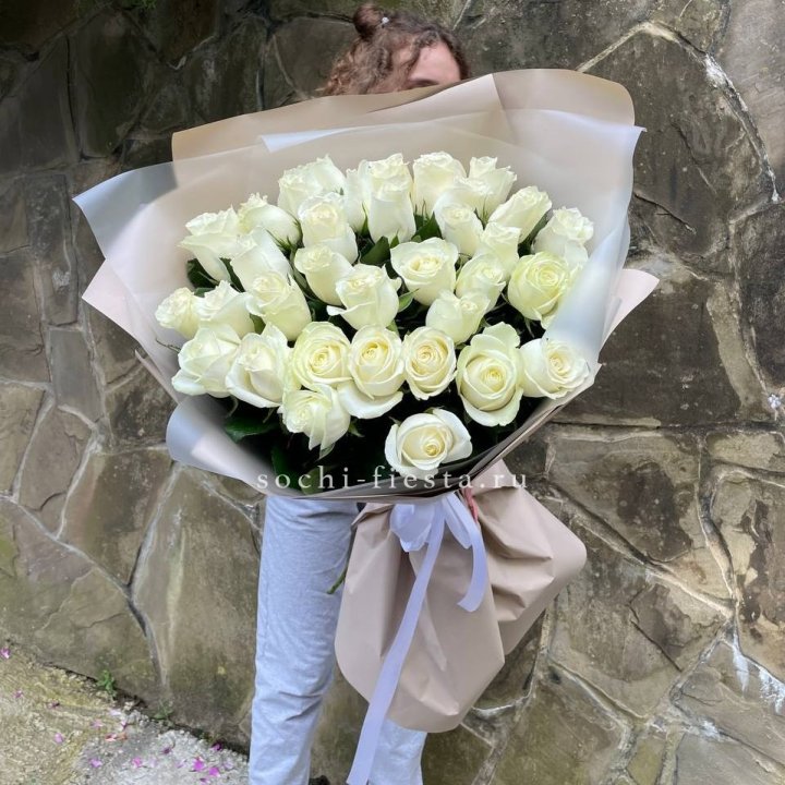 35 голландских роз в Комсомольске-на-Амуре