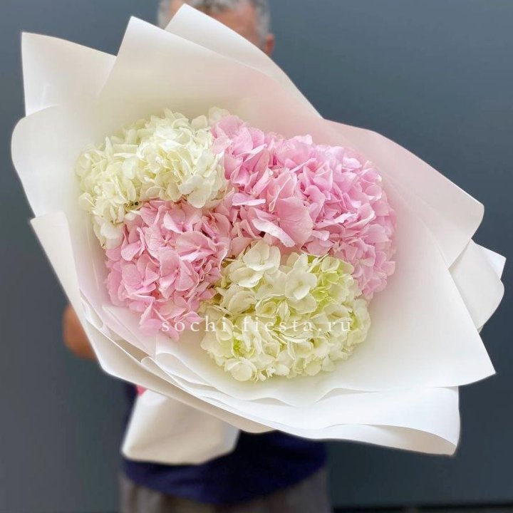 Букет гортензий №5 в Комсомольске-на-Амуре