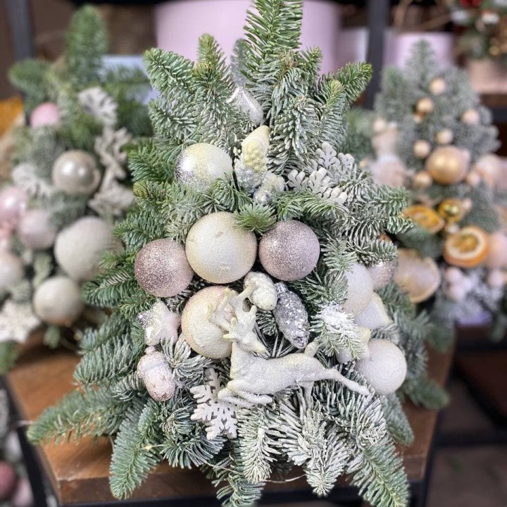 Ёлочка "Хепи крисмас" в Комсомольске-на-Амуре