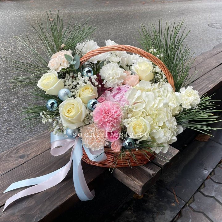 Новогодняя корзина  в Комсомольске-на-Амуре