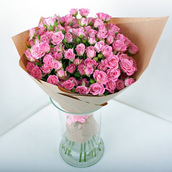 15 кустовых роз в Комсомольске-на-Амуре