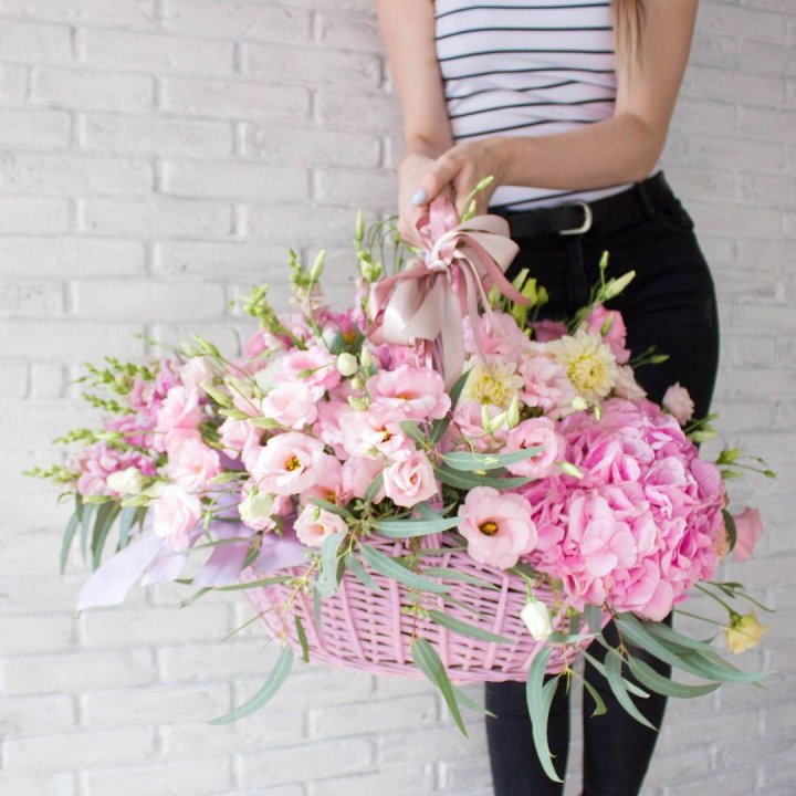 Авторская корзина №6 с доставкой в Комсомольске-на-Амуре