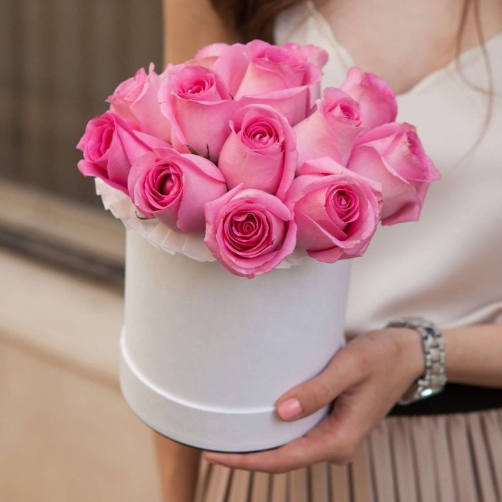 15 роз в боксе Кэтрин в Комсомольске-на-Амуре