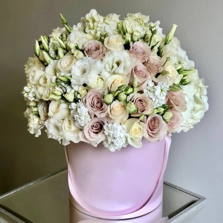 Цветочный бокс "Бриджит" в Комсомольске-на-Амуре