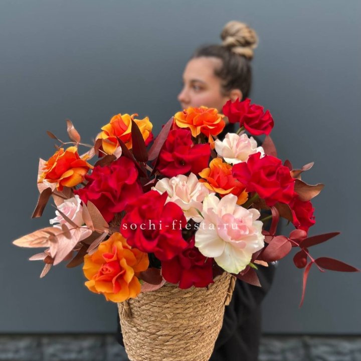 Авторский бокс "Роксана" в джутовом кашпо в Комсомольске-на-Амуре