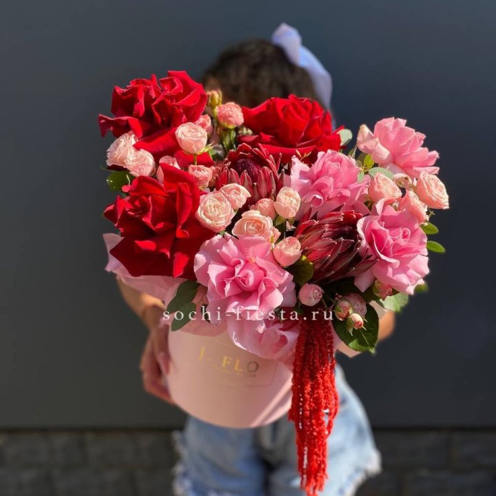 Дизайнерский цилиндр "Густо" в Комсомольске-на-Амуре