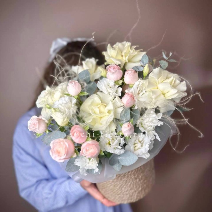 Авторский бокс "Милена" в джутовом кашпо в Комсомольске-на-Амуре