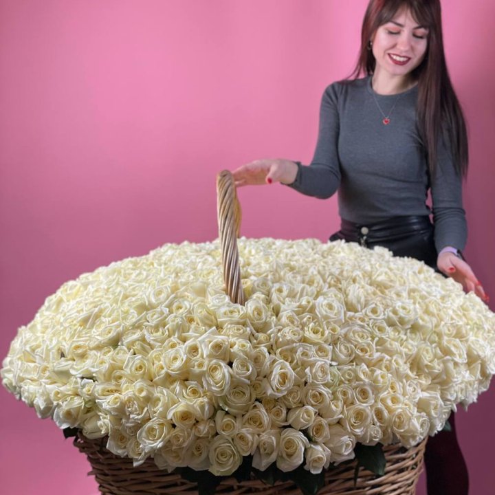 1001 белая роза в Комсомольске-на-Амуре