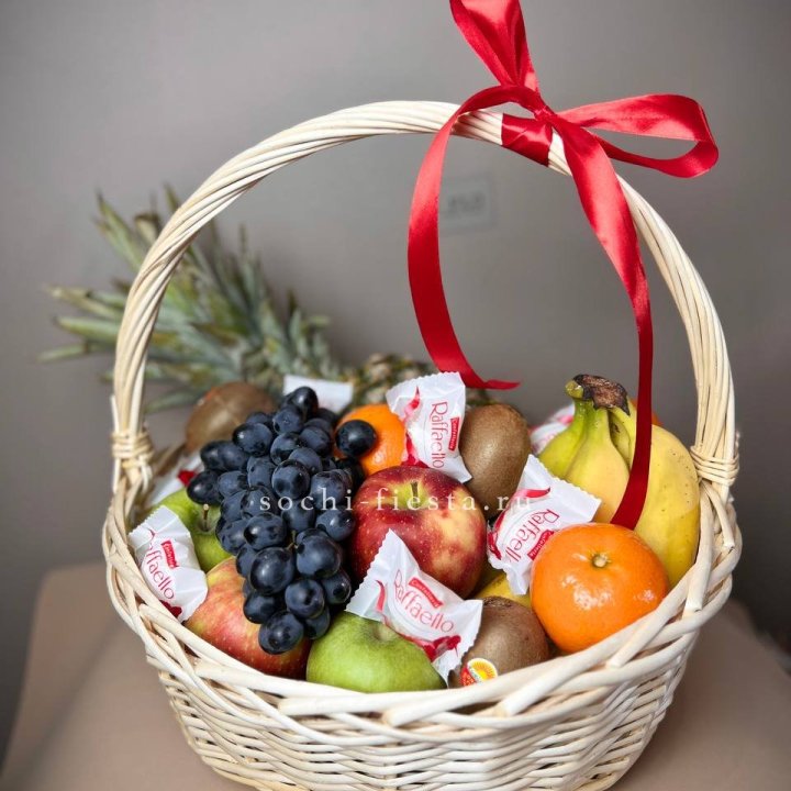 Фруктовая корзина №3 с доставкой в Комсомольске-на-Амуре