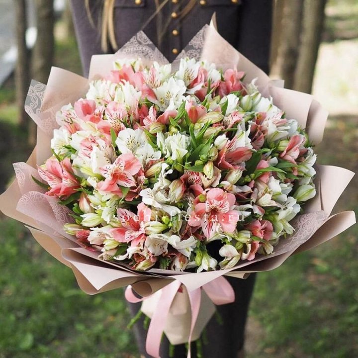 Букет альстромерий "ВАУ" в Комсомольске-на-Амуре