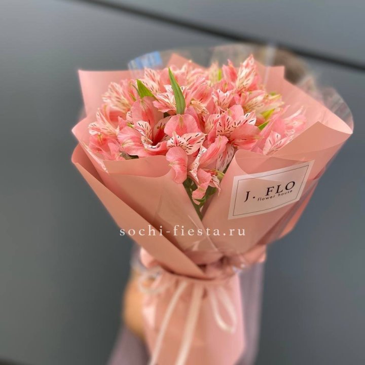 Букет альстромерий розовых в Комсомольске-на-Амуре