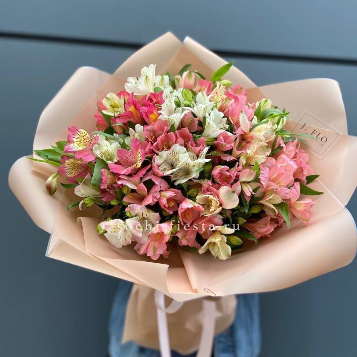 Букет альстромерий "Вандер" в Комсомольске-на-Амуре