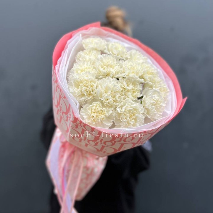 Белые диантусы №2 в Комсомольске-на-Амуре