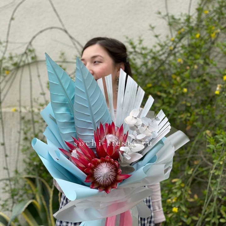 Букет из протеи "Клеопатра-2" в Комсомольске-на-Амуре