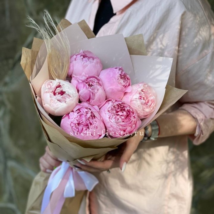 Букет пионов "Венди" в Комсомольске-на-Амуре