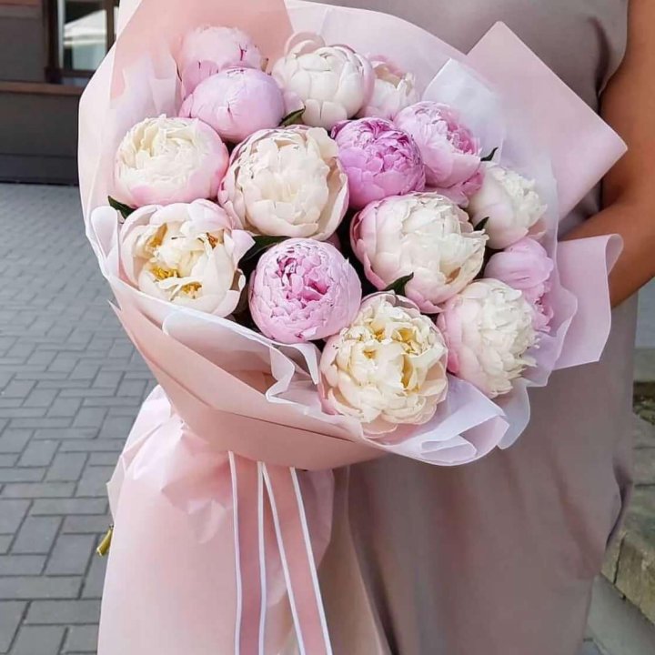 Букет пионов "Маршмелоу" в Комсомольске-на-Амуре