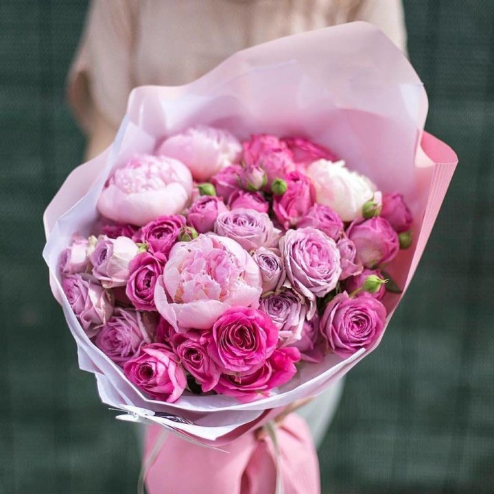 Букет с пионами "Леси" в Комсомольске-на-Амуре