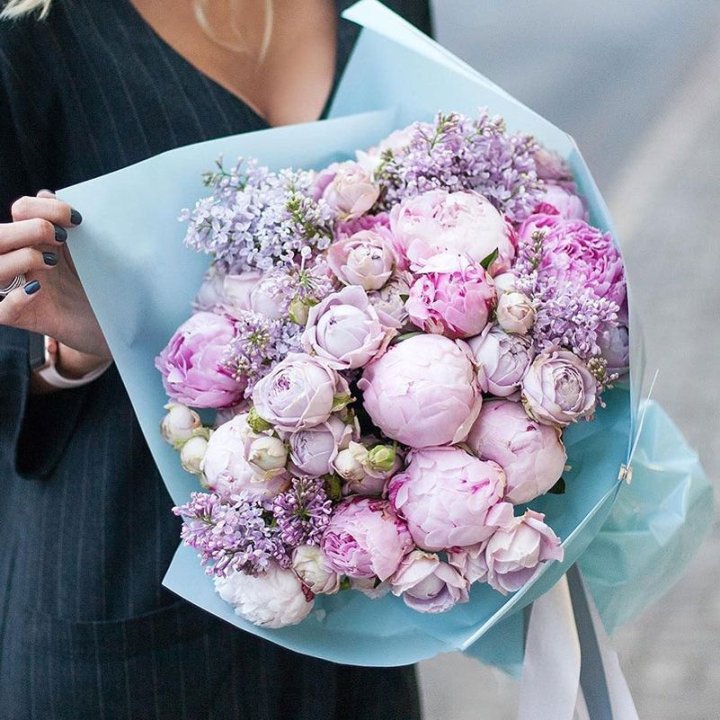 Букет "Блю логан" в Комсомольске-на-Амуре