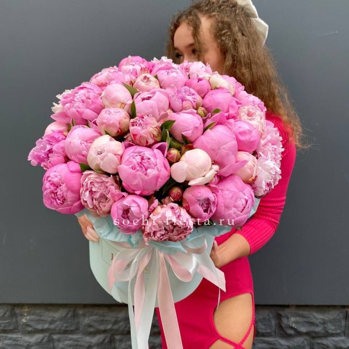 51 пион в цилиндре в Комсомольске-на-Амуре