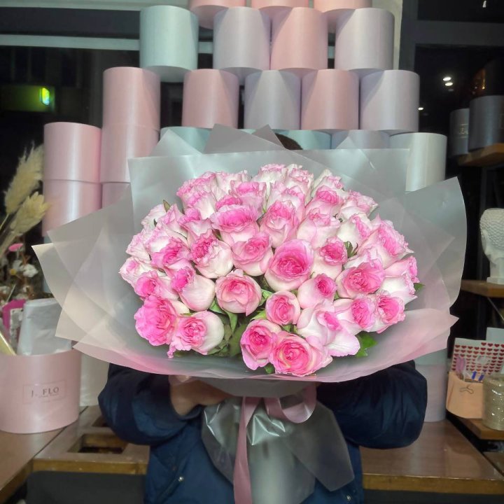  51 розовых роз в Комсомольске-на-Амуре